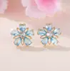 Pendientes de flor de cinco pétalos superventas transfronterizos, pendientes de pétalos calados con diamantes, joyería al por mayor de estilo coreano fresca y juvenil