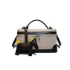 Bolsa-caixa portátil popular de cores contrastantes deste ano, feminina, nova moda retrô casual de ombro e transversal para o verão de 2025