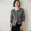 26 Cárdigan de Cachemir Grueso Tejido en Punto Trenzado para Otoño/Invierno para Mujer, Estilo Corto, Color Sólido, Corte Holgado, Suéter de Lana Estilo Perezoso, Abrigo de Suéter Tejido