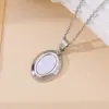 Colar Pingente Concha Design Geométrico de Nicho de Luxo Leve Retrô Francês Coração Redondo Corrente de Clavícula em Aço Titânio Banhado a Ouro