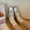 Zapatos de Salón Plateados de Tacón Oculto Estilo Francés para Mujer, Nuevo Modelo Primavera 2026, Adecuados para Combinar con Faldas, Zapatos de Cuero Mary Jane Estilo Ballet de Punta Cuadrada