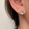 Aretes de Plata Esterlina S925 Únicos de Corazón para Reparar Corazón Roto para Mujer Nicho Lujo Accesible Diseño de Alta Gama Sentido del Diseño