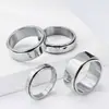 Qianfeng Anillo Giratorio Suave de Venta Caliente Europea y Americana Acero de Titanio Chapado en Oro al Vacío Grabado Láser Joyería de Mano para Aliviar la Ansiedad