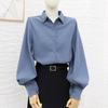 Camisa de Estilo Nuevo Cepillado para Mujer Primavera Temprana 2026, Top con Manga de Linterna de Diseño Único, Camisa Azul Niebla de Nicho con Estilo Retro de Hong Kong