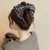Clip de Garra Triángulo Etiqueta Dorada Retro Otoño Invierno para Niñas Versátil Temperamento Concha Tiburón Clip para Parte Trasera de la Cabeza Moño Pasador Accesorios para el Cabello