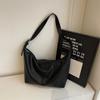 Bolsa Tote Vintage 2025 Verão Nova Bolsa Feminina de Grande Capacidade para Axila Moda Casual Simples Bolsa de Ombro Transversal