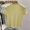Top de color liso ajustado de alta gama, nuevo estilo 2026, cuello semi-alto, tejido de punto, manga corta, temperamento, simple, chaqueta de manga corta