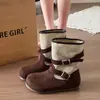 Otoño 2026 Nuevas Botas Cortas de Trabajo para Mujer Estilo Retro Hebilla Piel Suave Mate Punta Gruesa Botas Tipo Martin Suela Plana Sin Cordones