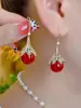 Elegantes Pendientes Rojos con Perlas para Mujer, Nuevos Pendientes de Moda Ligeramente Lujosos Tendencia 2026, Pendientes de Diseño Popular
