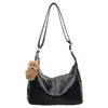 Bolsa Grande Retro de Couro Macio de Alta Moda para Comutador Feminino 2026 Nova Moda Estilo Coreano Simples de Ombro Transversal