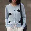 Nuevo cárdigan de punto fino de lana para Otoño/Invierno 2026 para mujer, cuello redondo, manga larga, jacquard de gato, corte holgado, top versátil