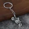 Chaveiro de motocicleta de corrida simulada, pingente de modelo de motocicleta de liga vintage, chaveiro de carro personalizado para homens