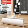 Rodillo quitapelusas de mango largo con hojas adhesivas reemplazables para limpiar pelo de gato, polvo y cabello de camas y pisos