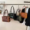 Bolsa de Viagem de Grande Capacidade para Curta Distância para Mulheres, Leve para Viagem de Negócios, Bolsa de Bagagem Portátil Transversal, Bolsa Grande de Ombro para Saída