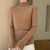 Suéter de malha sem costura, cor sólida, estilo coreano, modelagem que emagrece, perfeito como camada base, elegante e estiloso para mulheres, caimento justo, gola alta discreta, adequado para outono e inverno
