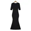 Atacado de Roupas Femininas Transfronteiriças Estilo Europeu e Americano Primavera 2026 Novo Elegante Bodycon Slim-Fit Vestido Cauda de Peixe de Manga Média