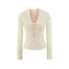 Camiseta Feminina Patchwork de Renda Estilo Francês com Decote V e Manga Longa, Design de Cintura Marcada Nicho de Primavera, Top Único Pura Desejo