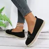 Zapatos Casuales Planos para Mujer, Modelo 2026, Slip-On, Bloques de Color, Ligeros y Modernos, Versátiles para Uso en Exteriores