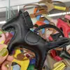 Colgante de Poni de Cuero Genuino Llavero de Cuero Hecho a Mano Piel de Oveja Poni Decoración para Asa de Bolso de Moda Venta al por Mayor