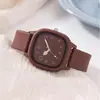 Nuevo reloj cuadrado pequeño de color gelatina transfronterizo con correa de silicona, reloj de cuarzo estilo ins, reloj de pulsera silencioso para exámenes de estudiantes, al por mayor