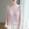 Nueva Colección Otoño/Invierno 2026: Top de punto con cuello redondo, mezcla de seda y cachemira, manga larga, patrón trenzado, corte holgado, color liso, camiseta interior para mujer