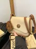 Bolsa Pequena Vintage Feminina 2023 Nova Moda Textura Elegante Bolsa de Ombro Primavera High-end All-match Crossbody Pequena Bolsa Quadrada
