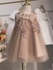 Día del Niño vestido de bebé de un año vestido de mujer estilo coreano cumpleaños vestido de boda de niña de las flores sin mangas con cuentas princesa esponjoso vestido de gasa