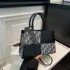 2025 Nueva Moda Color de Contraste Retro Europeo y Americano Costura Gran Capacidad Bolso de Hombro Cruzado Bolso de Mano Bolso Tote Bolso de Muñeca