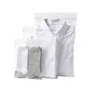 Sacos auto-adesivos de PE feitos sob medida para roupas e acessórios; fabricantes oferecem impressão de logotipo personalizada e sacos de embalagem transparentes