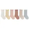 Calcetines sin costuras de patrón floral para bebé para otoño e invierno, calcetines de princesa con volantes holgados para primavera y otoño, que no aprietan, para niñas