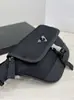 Bolso de moda europeo y americano para hombre, bolso cruzado de nailon tipo tela de paracaídas, bandolera para hombre, bolso de hombro casual, mochila, negro