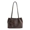 2026 Invierno Nuevo Retro Bolso Tote de Gran Capacidad para Mujer Estilo Perezoso Casual para el Trabajo Temperamento Bolso de Hombro Único para Debajo del Brazo
