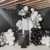 Set de Arco de Globos Plateado Blanco y Negro Decoración de Escena de Fiesta de Cumpleaños Combinación de Cadena de Globos de Alta Gama Venta al por Mayor