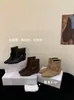 Botas de Caballero Retro Estilo Coreano Botines Puntera Cuadrada Hebilla de Cinturón Botas para Pantalón 2026 Otoño e Invierno Nuevas Botines Cortos de Moda de Nicho