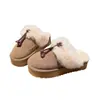 Edición Lancui~Botas de nieve de plataforma de suela gruesa con borlas para punta ancha de estilo europeo, pantuflas esponjosas, medias pantuflas de punta cerrada, zapatos para mujer