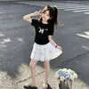 Conjunto dulce y lindo para niñas: Camiseta de manga corta con estampado de letras y ribete de encaje, con falda, conjunto fino de dos piezas para verano