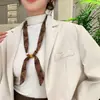 Nuevo Collar de Bufanda de Seda con Cuentas para Mujer Primavera y Verano, Cadena de Suéter Retro Paisley, Bufanda Pequeña Artística Versátil Única de Nicho