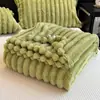 Manta de Fleece Listrada Quatro Estações Fina para Dormitório Individual Cobertor de Ar Condicionado Cobertor para Cochilo no Escritório Pequena Manta para Sofá