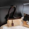 Nova Bolsa de Ombro de Nicho Outono/Inverno 2025 Bolsa Simples para o Dia a Dia Bolsa de Axila Moda Versátil Bolsa Transversal Casual Feminina