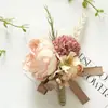 Yi Yaguo 24105 Suministros para Bodas Banquete Invitado Flores Artificiales Ramillete para Novio y Novia Flores de Mano Color Café Naranja