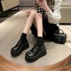 Mocasines pequeños de suela gruesa con diseño de muffin para mujer, nuevos zapatos de cuero pequeños con hebilla doble y estilo británico para todo tipo de combinaciones, invierno 2024 para mujer