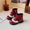 Botas de Couro para Meninas 2025 Novos Sapatos Infantis Sola Macia Antiderrapante Botas de Princesa para Menininhas Veludo Plus Dupla Camada Algodão Curto Botas Curtas de Algodão
