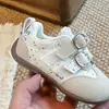 Zapatos Estables Antideslizantes de Punta Cerrada para Bebé Otoño 2026 Zapatos Deportivos para Exteriores para Niños Pequeños Niños Pequeños Suela Suave Casuales Zapatos para Niños