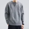 Suéter masculino único para outono e inverno, novo suéter casual solto da moda, estiloso e versátil para adolescentes, malha casual