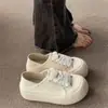 Zapatos de lona de moda de suela gruesa populares, nuevos estilos de primavera y otoño, mocasines lindos y peculiares de punta grande, versión coreana, zapatillas casuales versátiles de dos vías