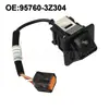 95760-3Z304 957603Z304 é adequado para acessórios de carro Hyundai i40 câmera de ré para estacionamento
