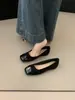 Estilo Coreano 2026 Nuevo Diseño de Moda Zapatos Individuales de Punta Cuadrada de Corte Bajo para Mujer para Combinar con Faldas Tacón Grueso Suela Plana Zapatos Mary Jane para Mujeres Embarazadas