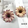 Flor de Simulação Flor de Crisântemo Pavão Colorido Cabeça de Flor Material para Guirlanda Corsage Adereço Salão de Casamento Cenário Arranjo de Flores Pequeno Ornamento