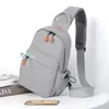 Bolsa de peito lisa, mochila nova da moda estilo coreano, versátil para negócios e lazer, adequada para viagens e deslocamento, atacado