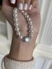 Pulsera de Perlas de Lujo Ligero Azúcar Pulsera Cuadrada de Fritillaria Blanca Nicho Exquisita para Niña Versátil Elegante Moderna